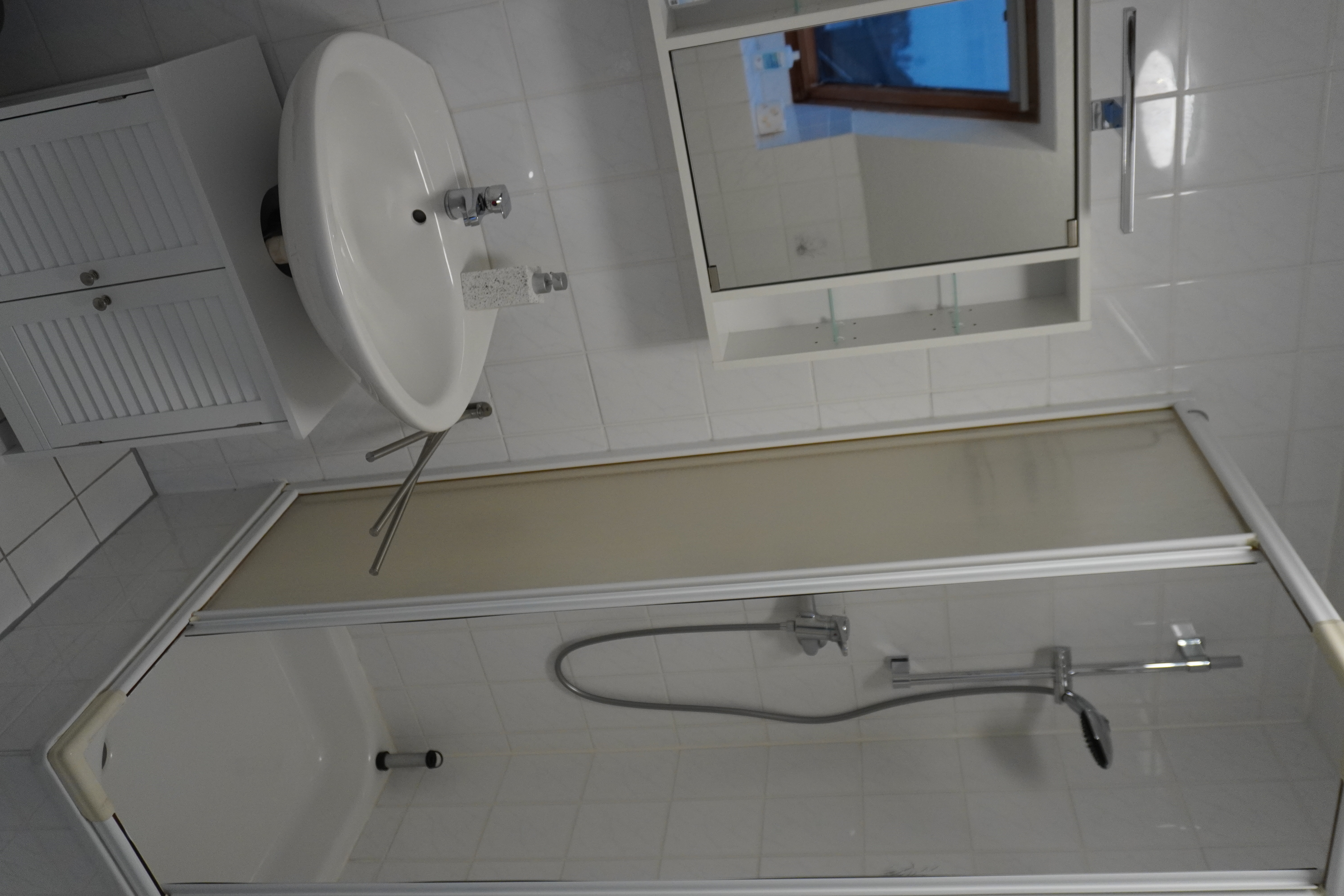 Wohnung 2 - Badezimmer